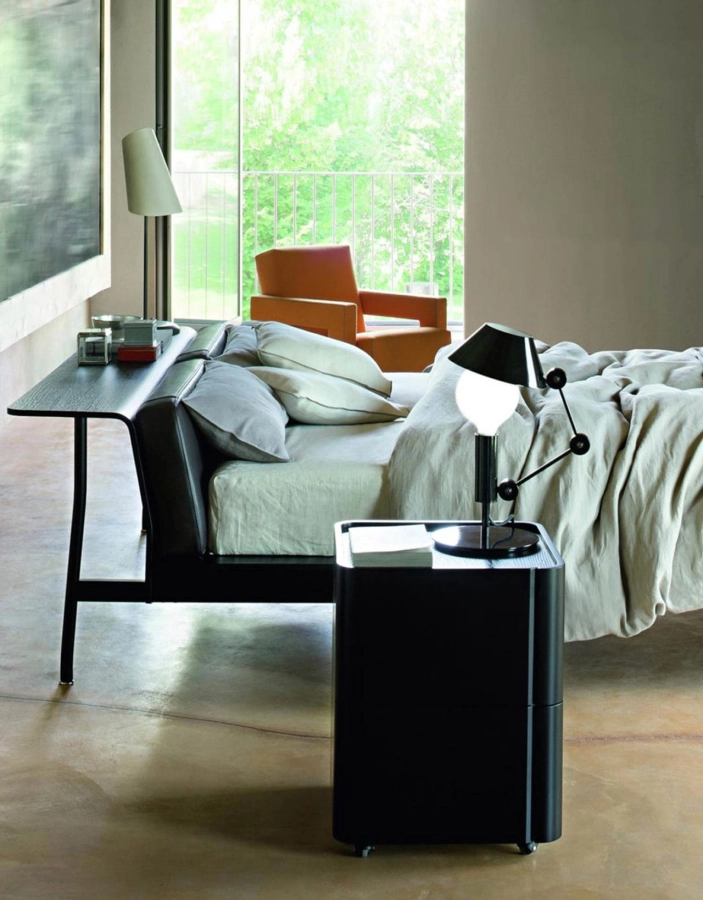 Mr-Light-Table-02-Nemi-2-1280x1638.jpg