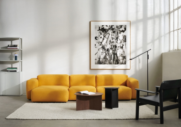 Mags Soft Low 3 Seater comb 10 Left Metaphor 033 beige stitching_Slit Table Wood Round XL walnut_Slit Table Wood Round High black wb lacquer oak.jpg