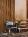 27827-en-linear-steel-lounge-armchair-pale-blue-piton-portable-silent-raise-muuto-org.webp