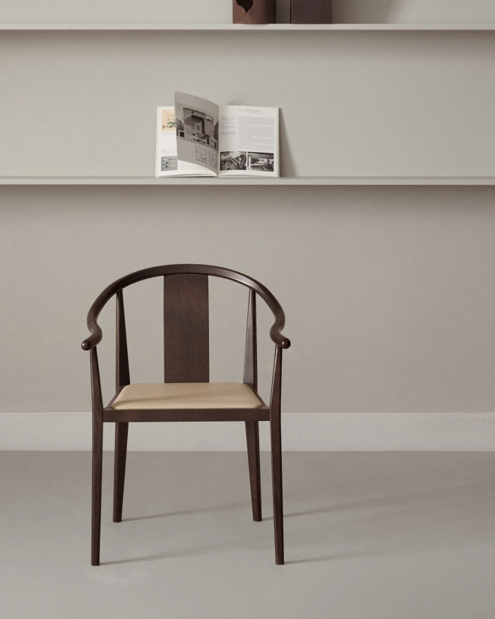 NORR11_Shanghai_Upholstery_DarkBrown.jpg