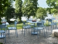 19389-en-linear-steel-cafe-table-73-armchair-side-chair-pale-blue-raise-carafe-glass-platform-tray-muuto-org.webp