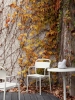 11695-en-linear-steel-armchair-linear-steel-cafe-table-70-off-white-muuto-org.webp