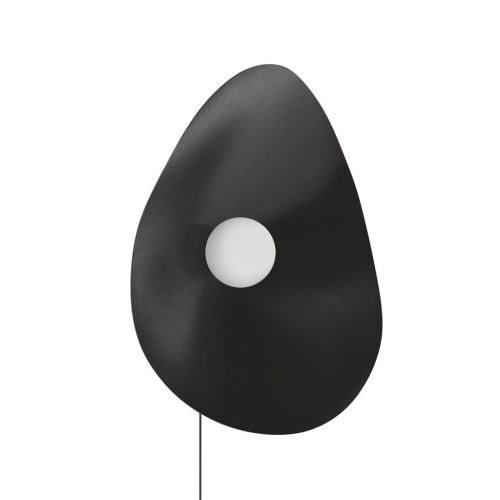 NORR11-Fuji-Wall-Light-Large-Packshot-1-Web.jpg
