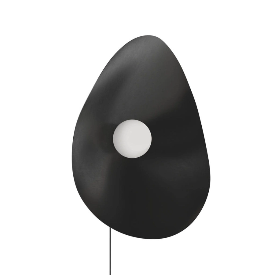 NORR11-Fuji-Wall-Light-Large-Packshot-1-Web.jpg