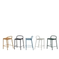 18528-en-linear-steel-counter-stool-h65-group-muuto-5000x5000-hi-res.webp