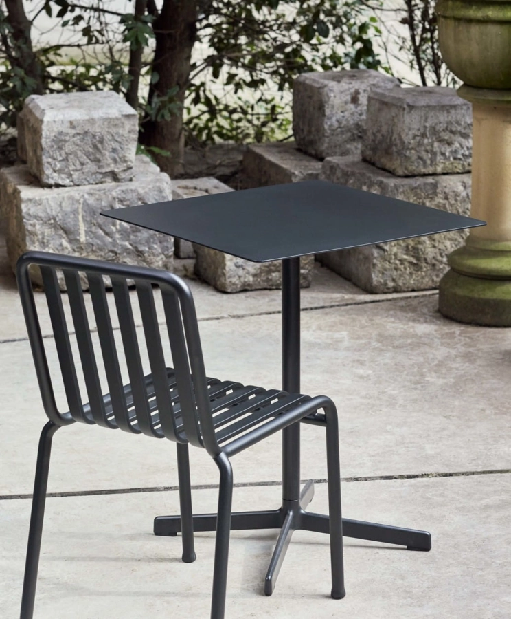 Palissade Chair anthracite, Neu Table anthracite 01.jpg