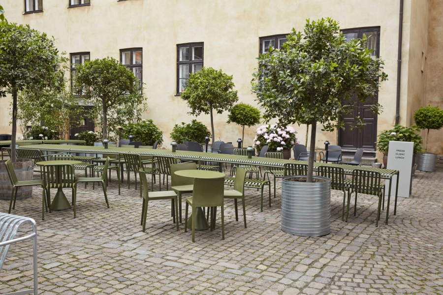 Palissade Table olive_Palissade Chair olive_Palissade Cone Table olive_Elementaire Chair olive.jpg