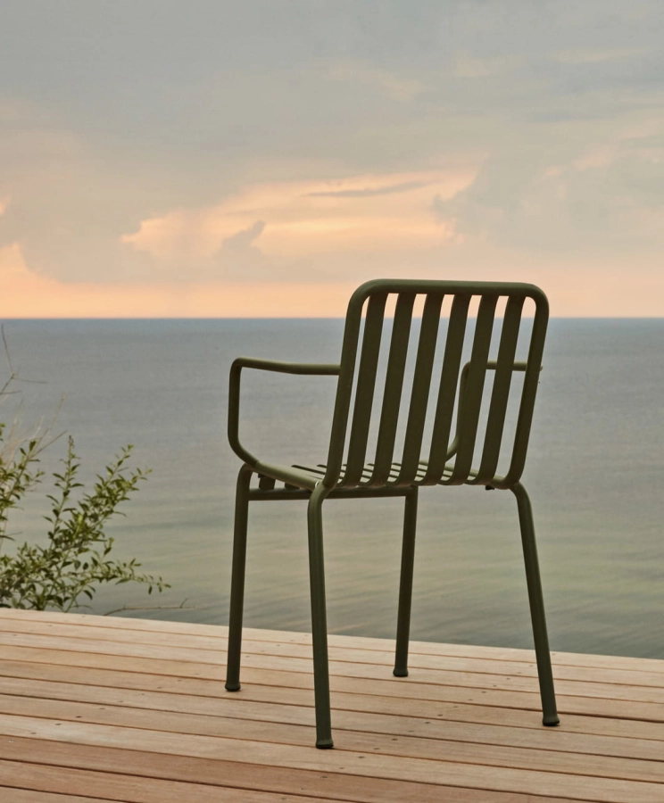 Palissade Armchair olive.jpg