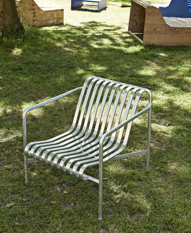 Palissade Dining Armchair Hot Galvanised 02.jpg