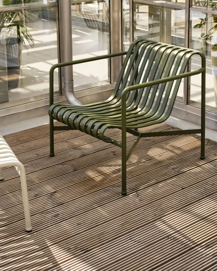 Zoku Hotel 2021_Palissade Lounge Chair Low olive 02.jpg