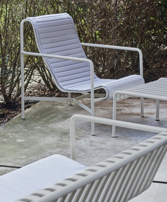 Palissade Lounge Chair High sky grey_Quilted Cushion sky grey 01.jpg