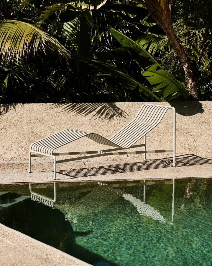 Palissade Chaise Longue sky grey 02.jpg