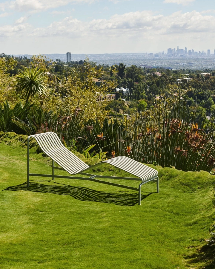Palissade Chaise Longue sky grey 01.jpg