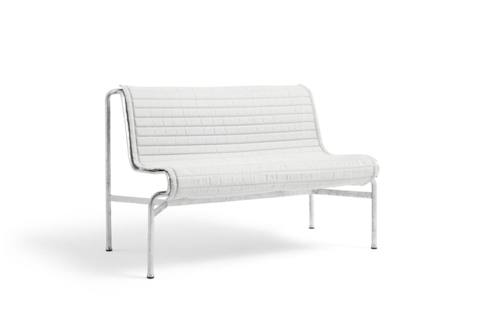 AA613-A234_Palissade Dining Bench hot galvanised_Palissade Dining Bench Quilted Cushion sky grey.jpg