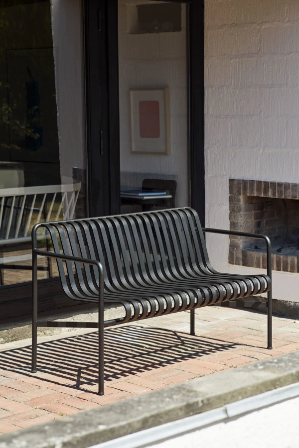 Palissade Dining Bench Armrest anthracite.jpg