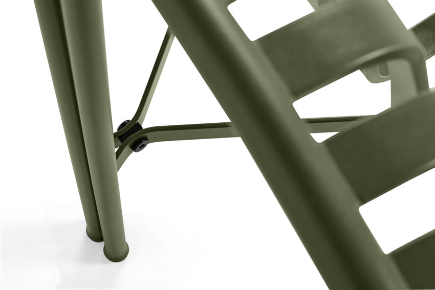 AB723-B535-A237_Palissade Park Dining Bench Out_Out olive_Set of 2_detail 04.jpg