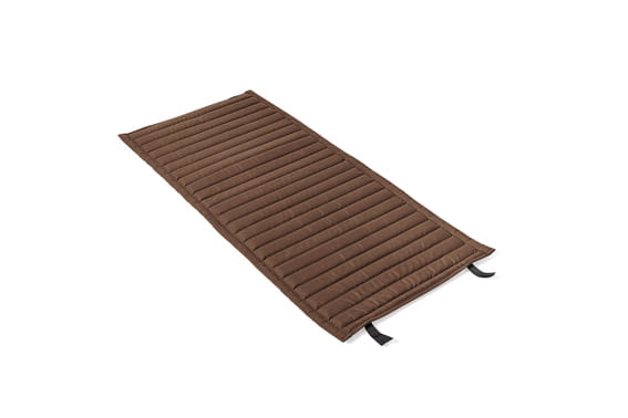 AB562-B293-AK78_Palissade Lounge Chair Low Quilted Cushion iron red.jpg