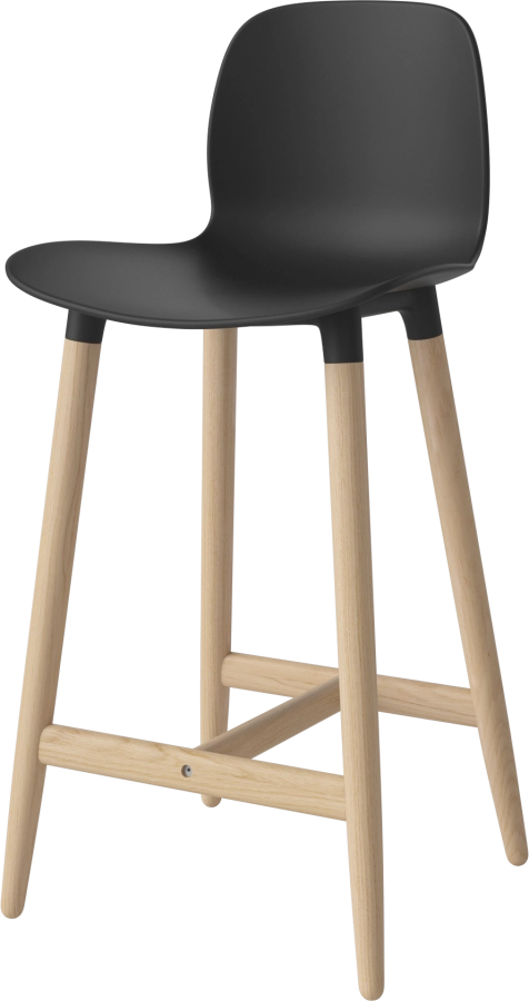 Seed High Chair H66 - Poly_Wood Legs_White pigmented oiled oak_Black polypropylene 02-327-85_00006_angle.png