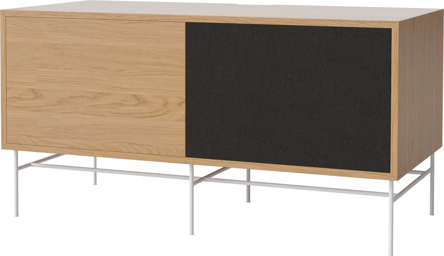 Case HiFi w. base - Medium 48 cm_White lacquered steel_Oiled oak_Black fabric_Oiled oak 04-007-86_13100912_angle.png