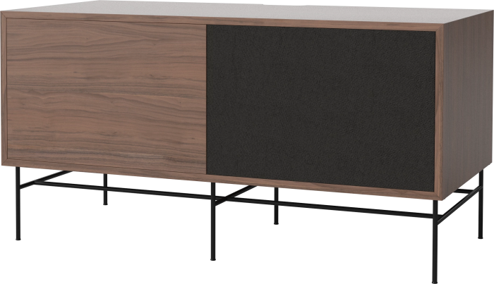 Case HiFi w. base - Medium 48 cm_Black lacquered steel_Oiled walnut_Black fabric_Oiled walnut 04-007-86_13101108_angle.png