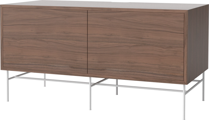 Case HiFi w. base - Medium 48 cm_White lacquered steel_Oiled walnut_Oiled walnut_Oiled walnut 04-007-86_13101193_angle.png
