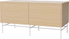 Case HiFi w. base - Medium 48 cm_White lacquered steel_White pigmented oiled oak_White pigmented oiled oak_White pigmented oiled oak 04-007-86_13101090_angle.png