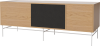 Case HiFi w. base - Large 48 cm_White lacquered steel_Oiled oak_Black fabric_Oiled oak 04-007-88_13100912_angle — kopia.png