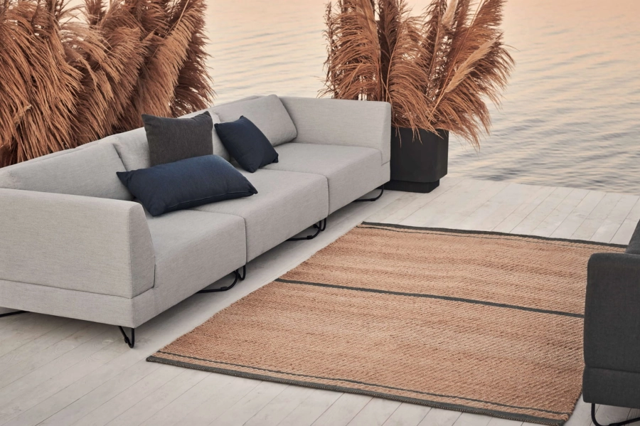 orlando-outdoor-classic-cushion-conwy-highlands_2 (1).jpg