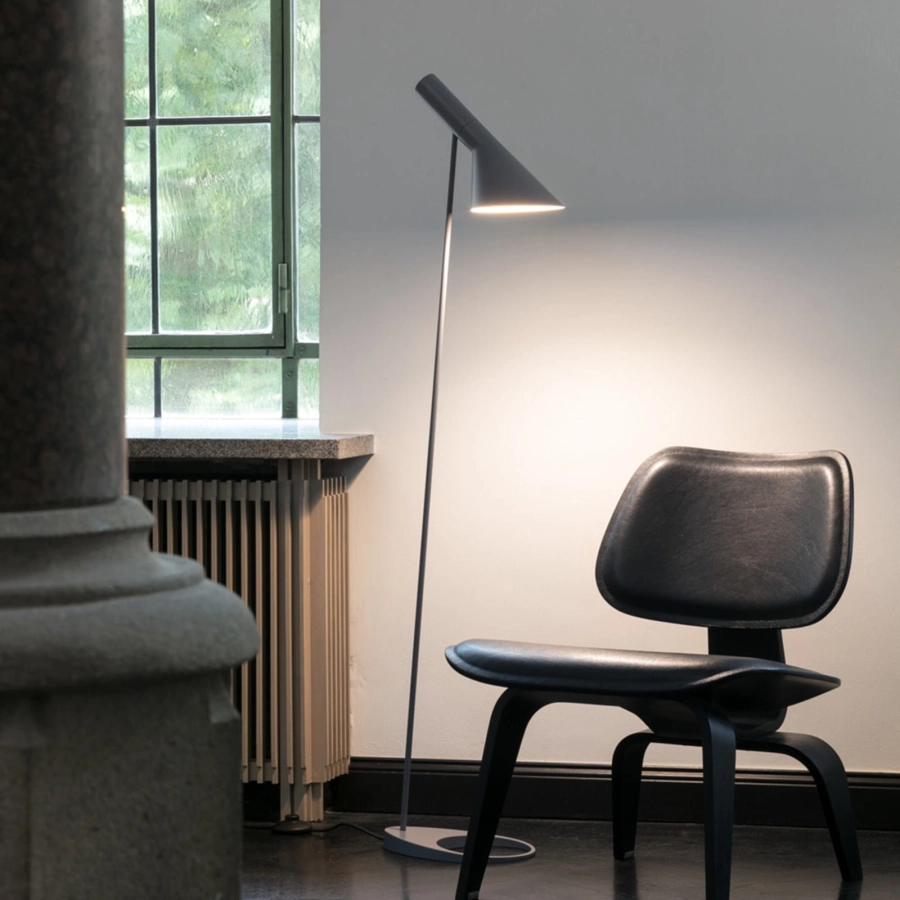 aj-gulvlampe-arne-jacobsen-lp-3.jpeg