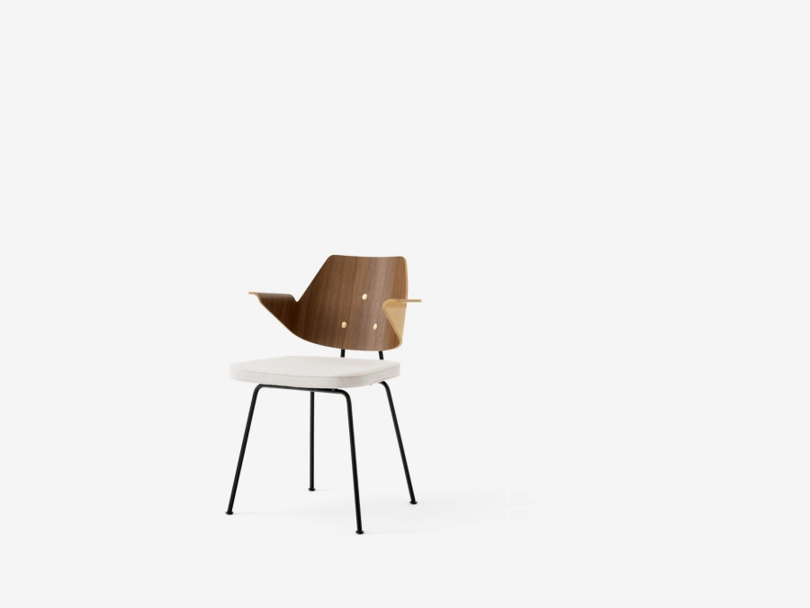 RFH Armchair RD7_Black w. Walnut and Beech and Hallingdal 103_Angled front.jpg