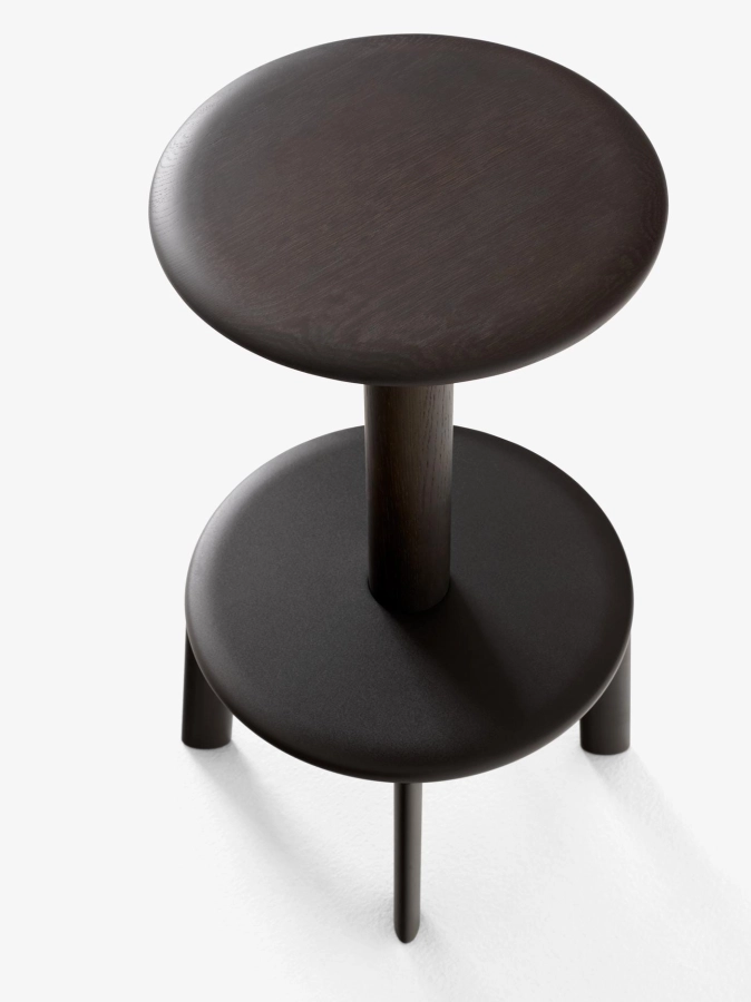 Massif AV39 Counter Stool_Dark Stained Oak and Warm Black_detail.jpg