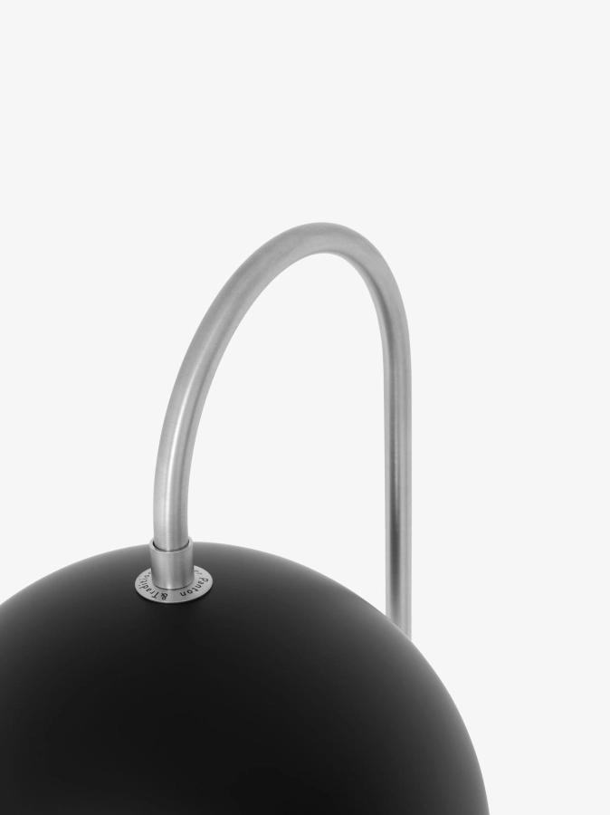 Flowerpot Floot Lamp VP12_Matt Black_detail.jpg