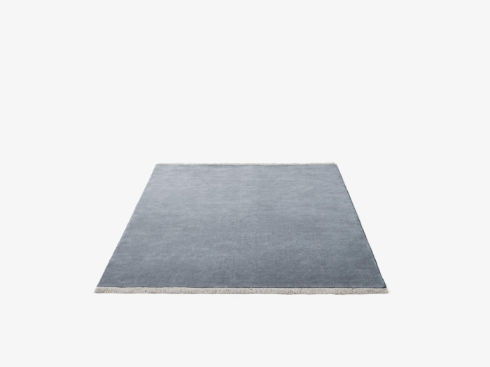 The Moor AP18_Greyblue_Thunder_fringe.jpg