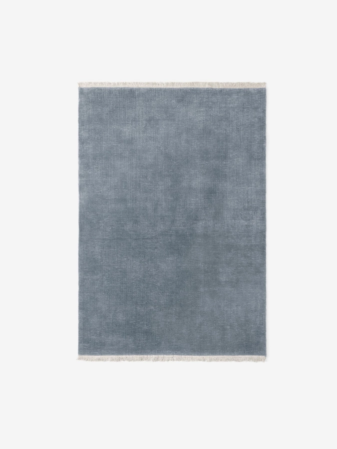 The Moor Rug AP18_Grey Blue Thunder_Up.jpg