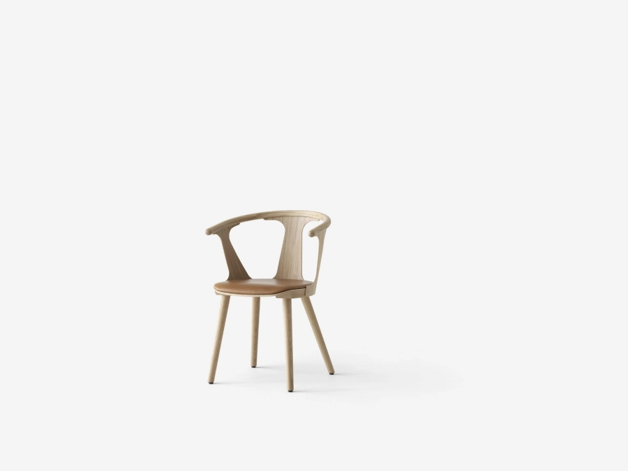In Between SK2 in Oiled Oak w. Noble Cognac leather_side.jpg