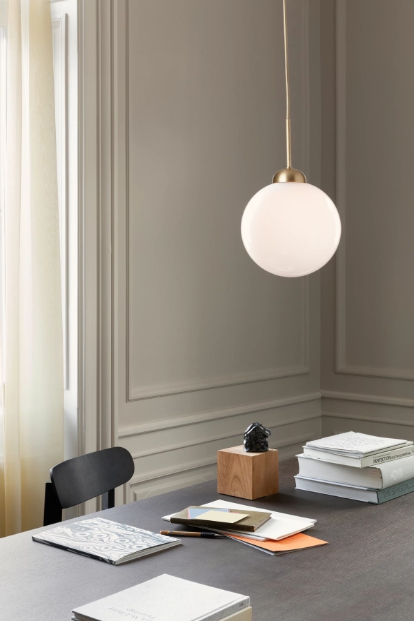 nuura-apiales-1-large-pendant-brushed-brass-office-lighting-aw22.jpg.webp
