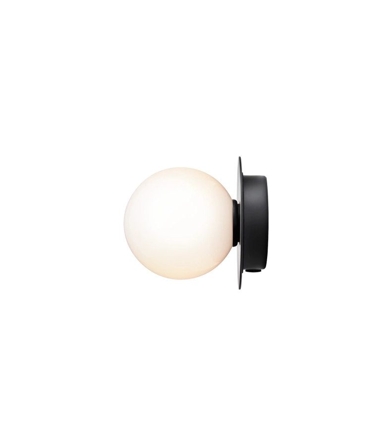 nuura_liila_1_small_black_opal_1_on_72ppi_ss23_1460x1660px.png.webp