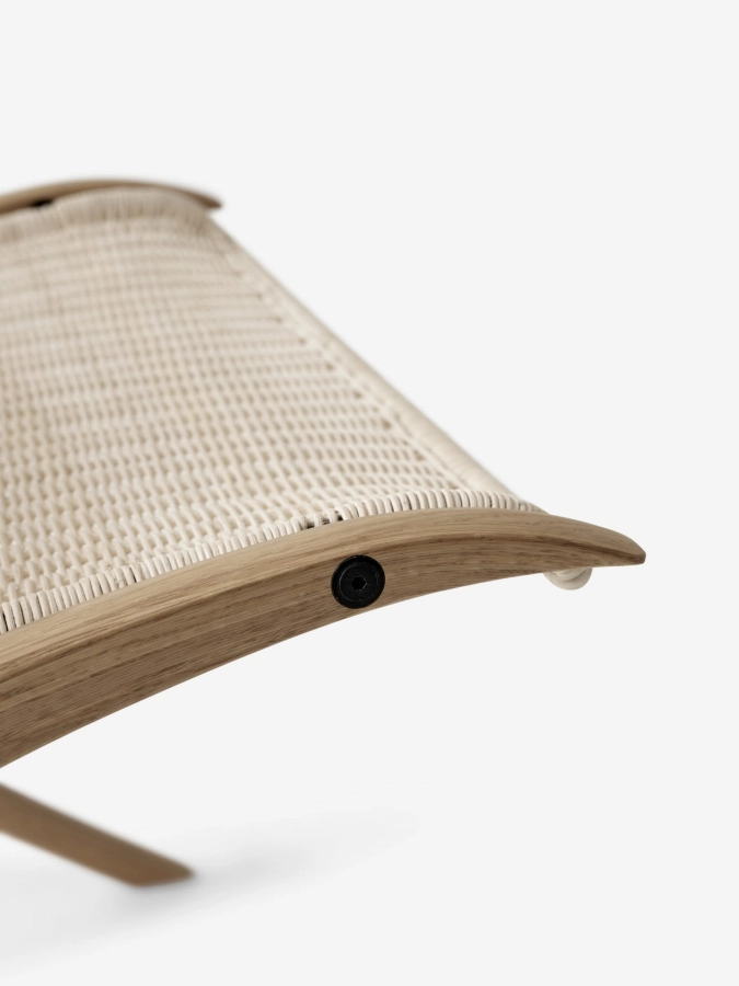 X HM10_Detail_Seat.jpg