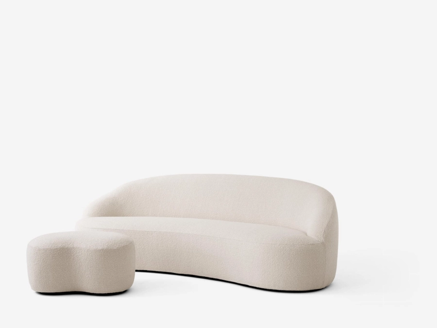 Margas 3-Seater LC4 LC5_Black Base w. Karakorum 001_Family.jpg