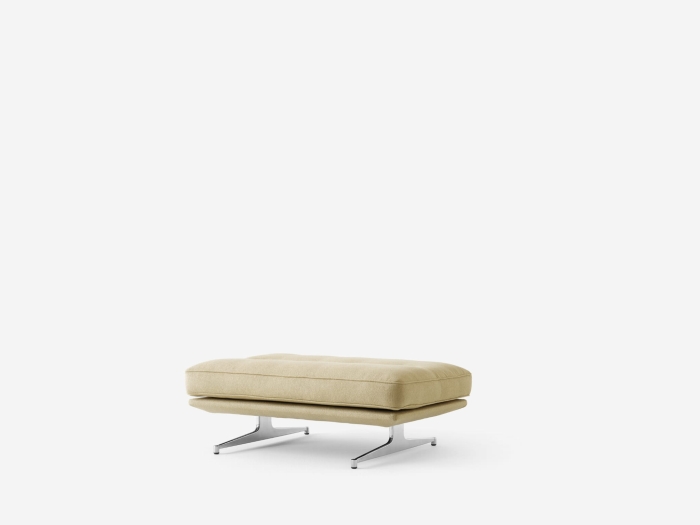 Inland AV32 Pouf fab. 4_PolAlu w. Acca0231_Angled Front.jpg