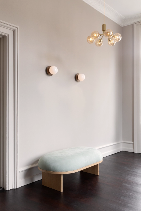 nuura-liila-1-medium-wall-lamps-apiales-6-hallway-inspiration-aw22.jpg.webp