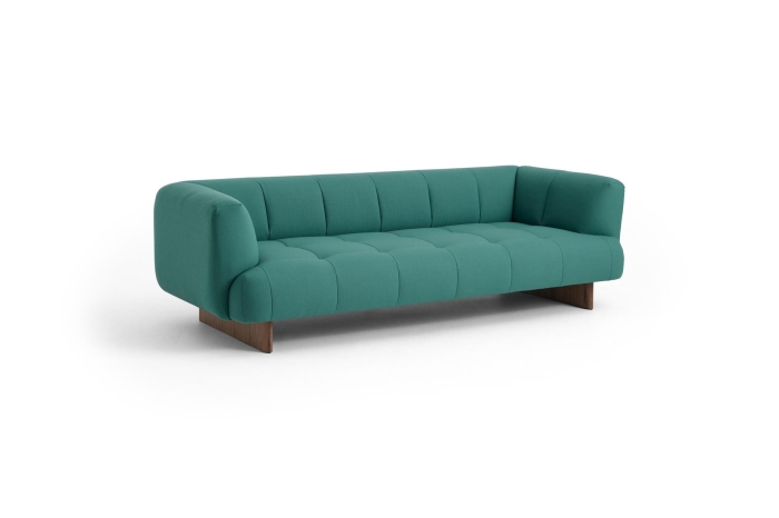 AE028-A001-AP27-01SB_Quilton Lift 3 Seater Naveli 953_wb lacquered walnut base.jpg