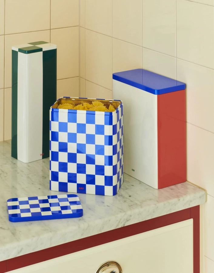 Tin Container Slim green and off-white_Tin Container L blue and off-white_Tin Container XL off-white and blue and red.jpg