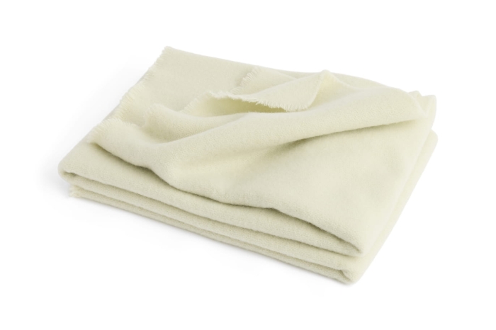AE373-D809-AG18_Mono Throw cream.jpg