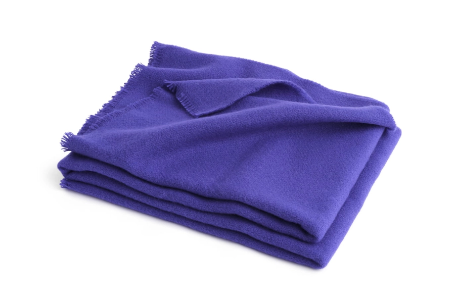 AE373-D809-AO58_Mono Throw deep purple.jpg