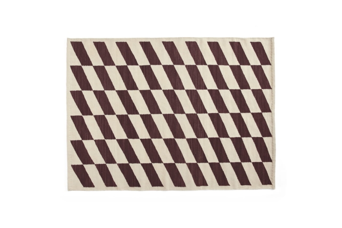 AE371-D440-AF61_Shift Kelim Rug 140 x 200 burgundy.jpg