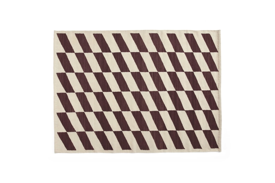 AE371-D440-AF61_Shift Kelim Rug 140 x 200 burgundy.jpg
