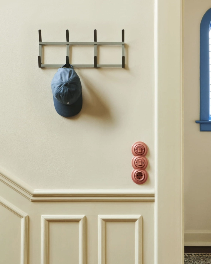 Tape Coat Rack S metallic grey.jpg