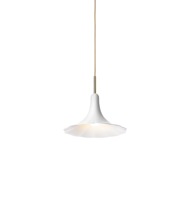 nuura_petalii-1-small_polished-brass_white_2_on_72ppi__aw23_1460x1660px.png.webp