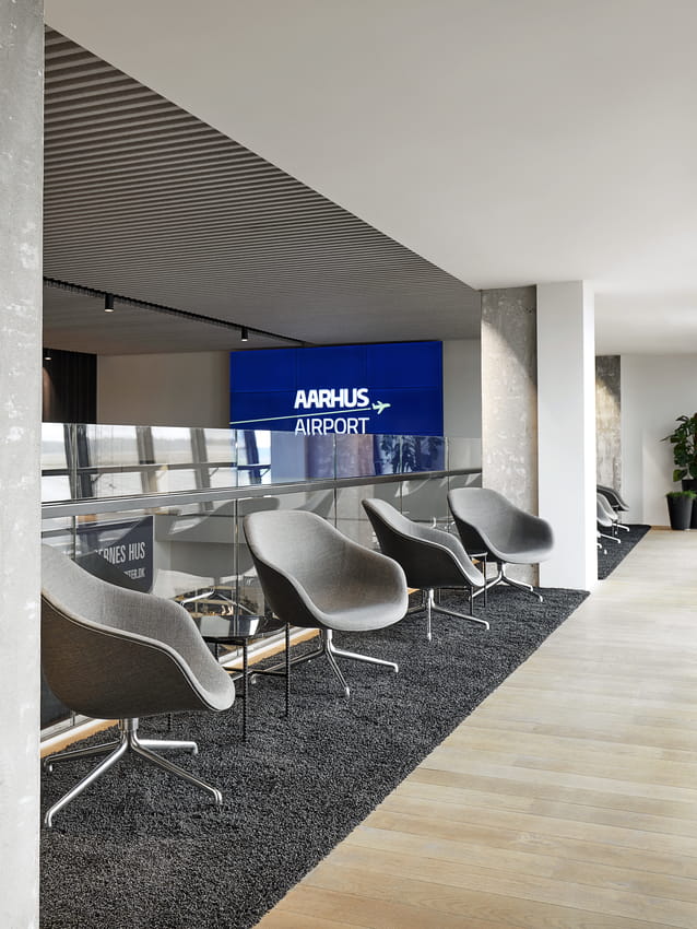 Aarhus Airport_AAL 81_Rebar Side Table.jpg